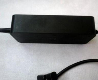 Зарядний пристрій для велосипеда Qicycle EF1 power adapter